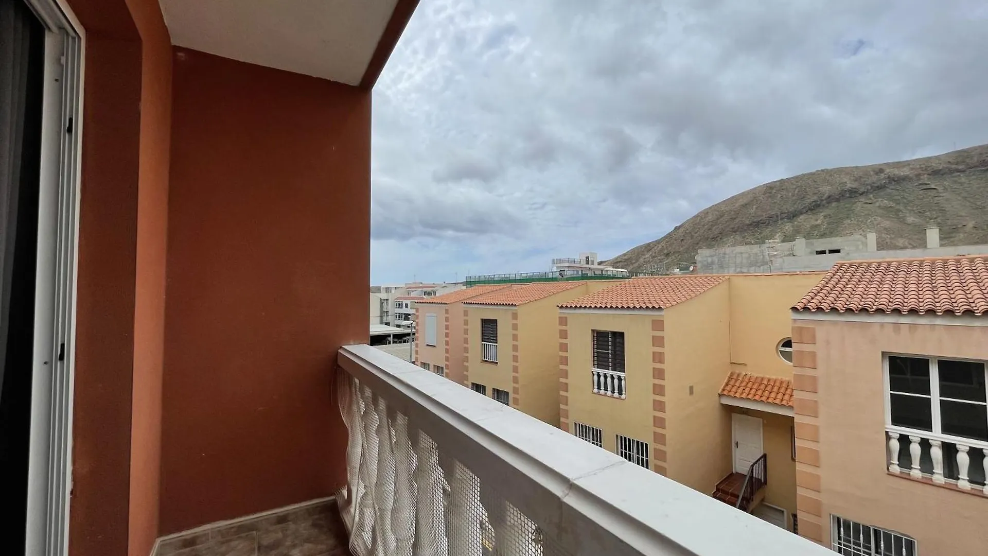 Markethome Guaza Cozy 2Br Near Airport Apartment