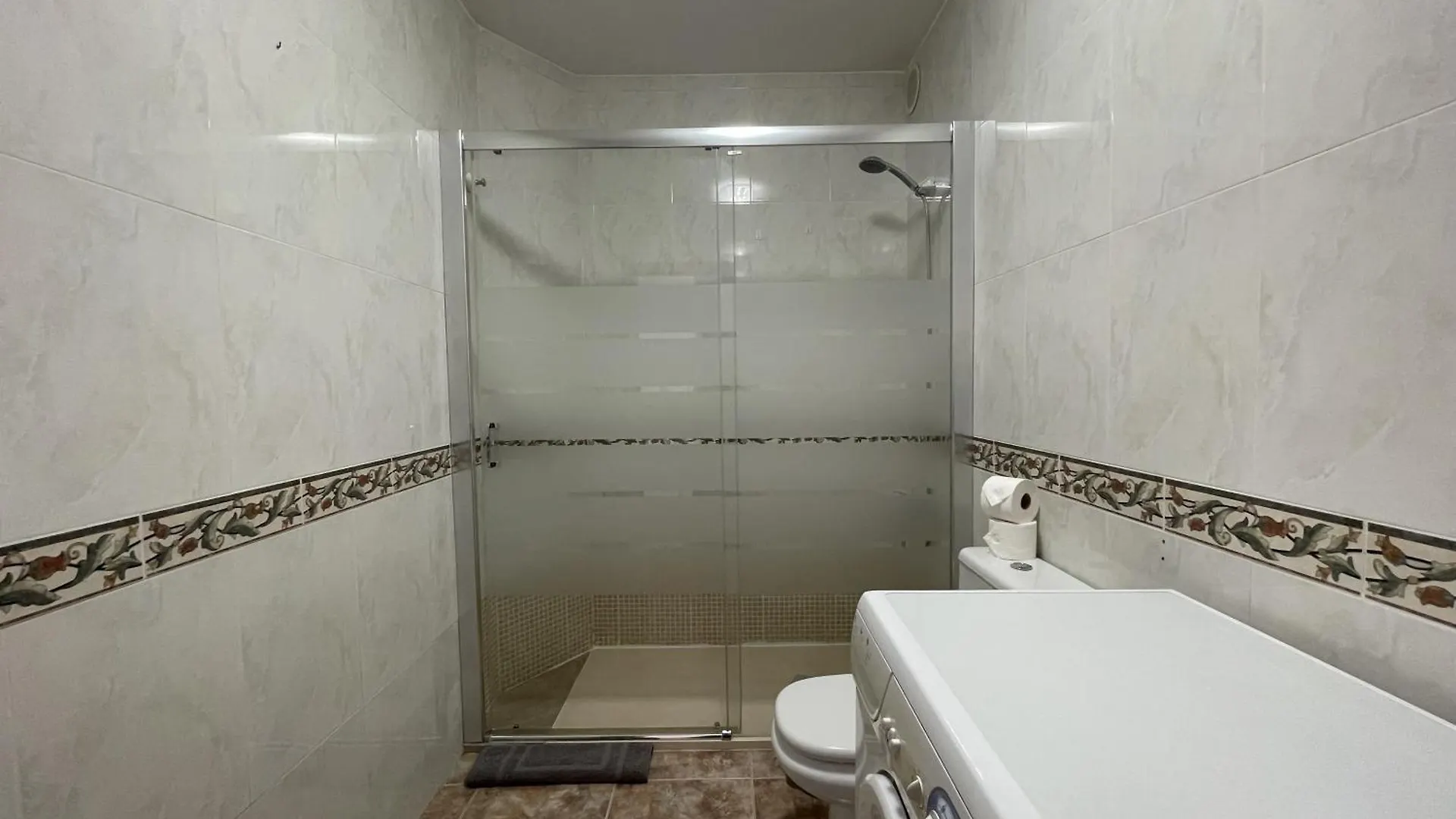 Markethome Guaza Cozy 2Br Near Airport 0*,