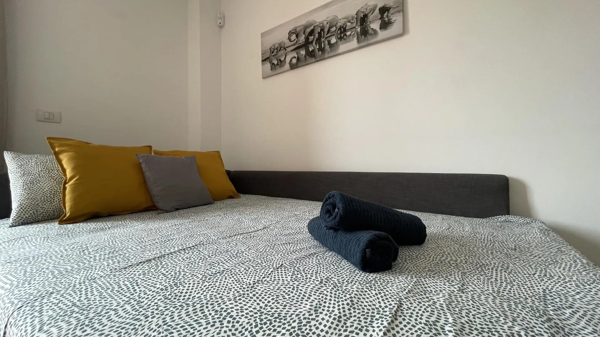 Apartment Markethome Guaza Cozy 2Br Near Airport